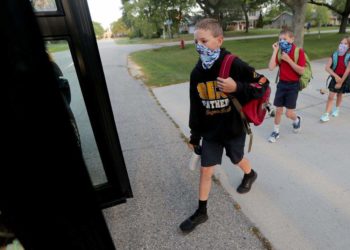 Coronavirus live updates: US surpasses 6 million cases; New Jersey to open restaurants; FDA could OK vaccine before testing is complete – News – capecodtimes.com