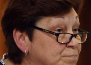 D-Y committee balks at delayed school opening – News – capecodtimes.com