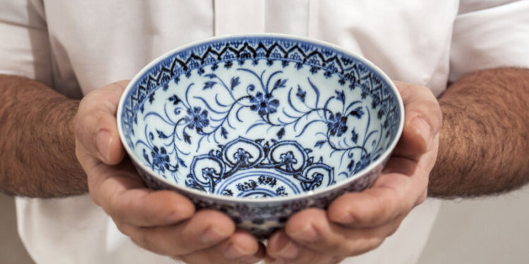 15th century bowl found at Connecticut yard sale sells for $722,000