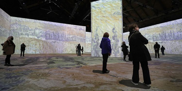Boston has 2 Van Gogh exhibits now. Which one should you choose?