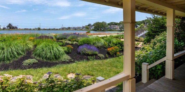 Martha’s Vineyard Vacation Rentals Last-Minute July Getaway Specials