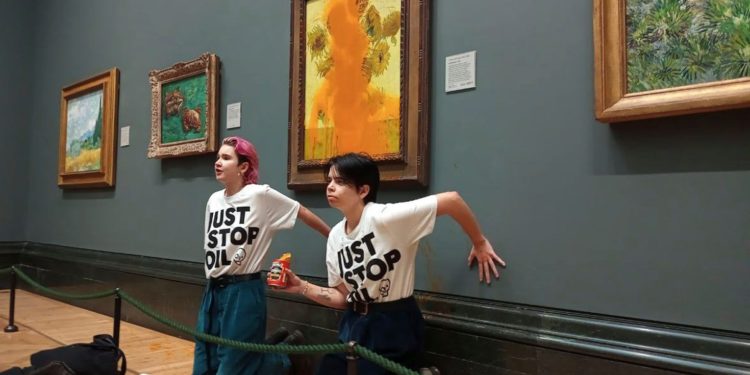 Climate protesters throw soup on Van Gogh’s ‘Sunflowers’