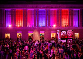 9 fun things to do for college students after dark