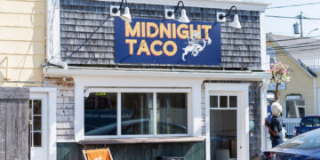 Midnight Taco Expands to Sit-Down Eatery